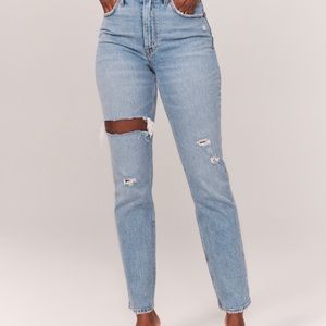 Abercrombie Curve Love 90s Ultra High Rise Straight Jeans